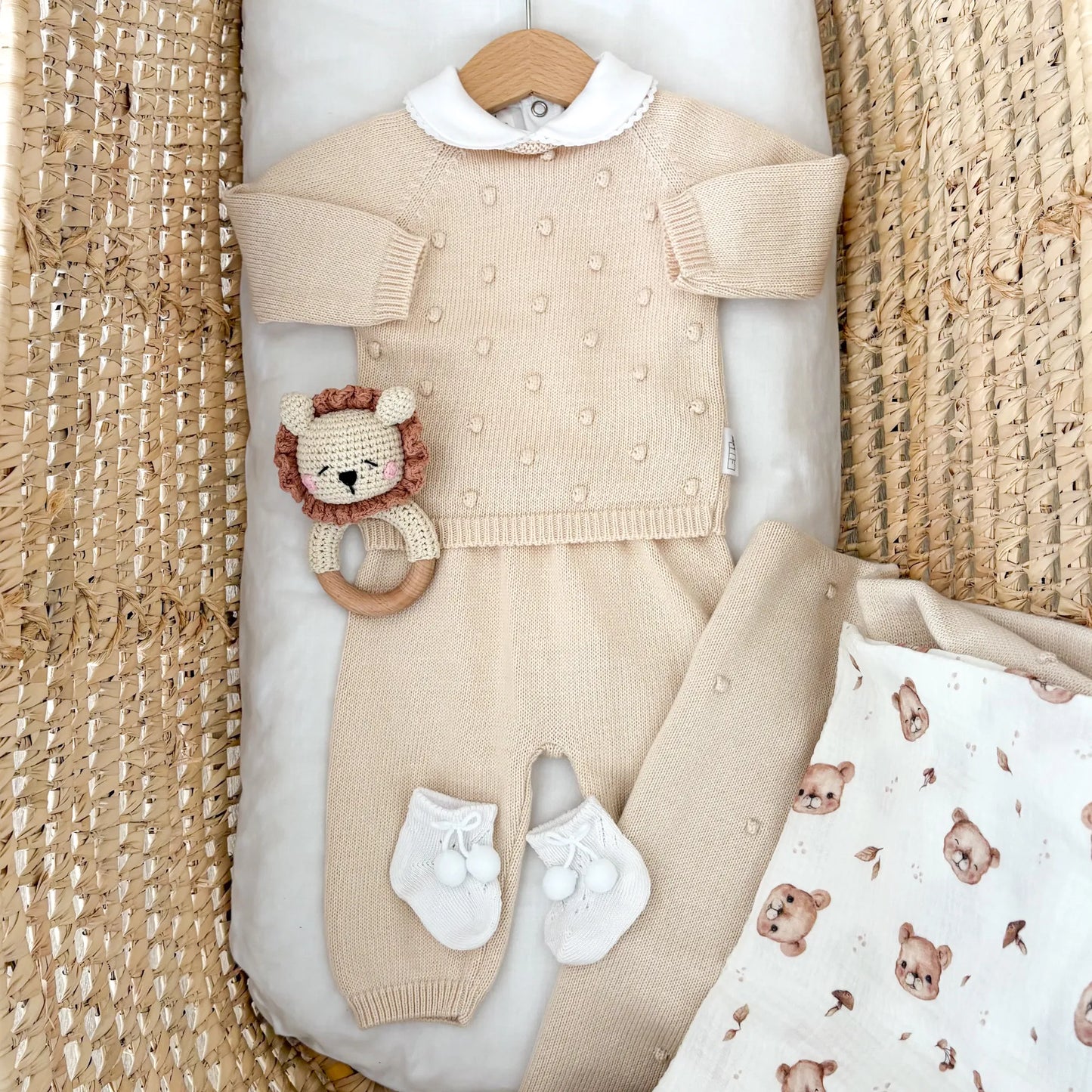 Completino neonato pompon