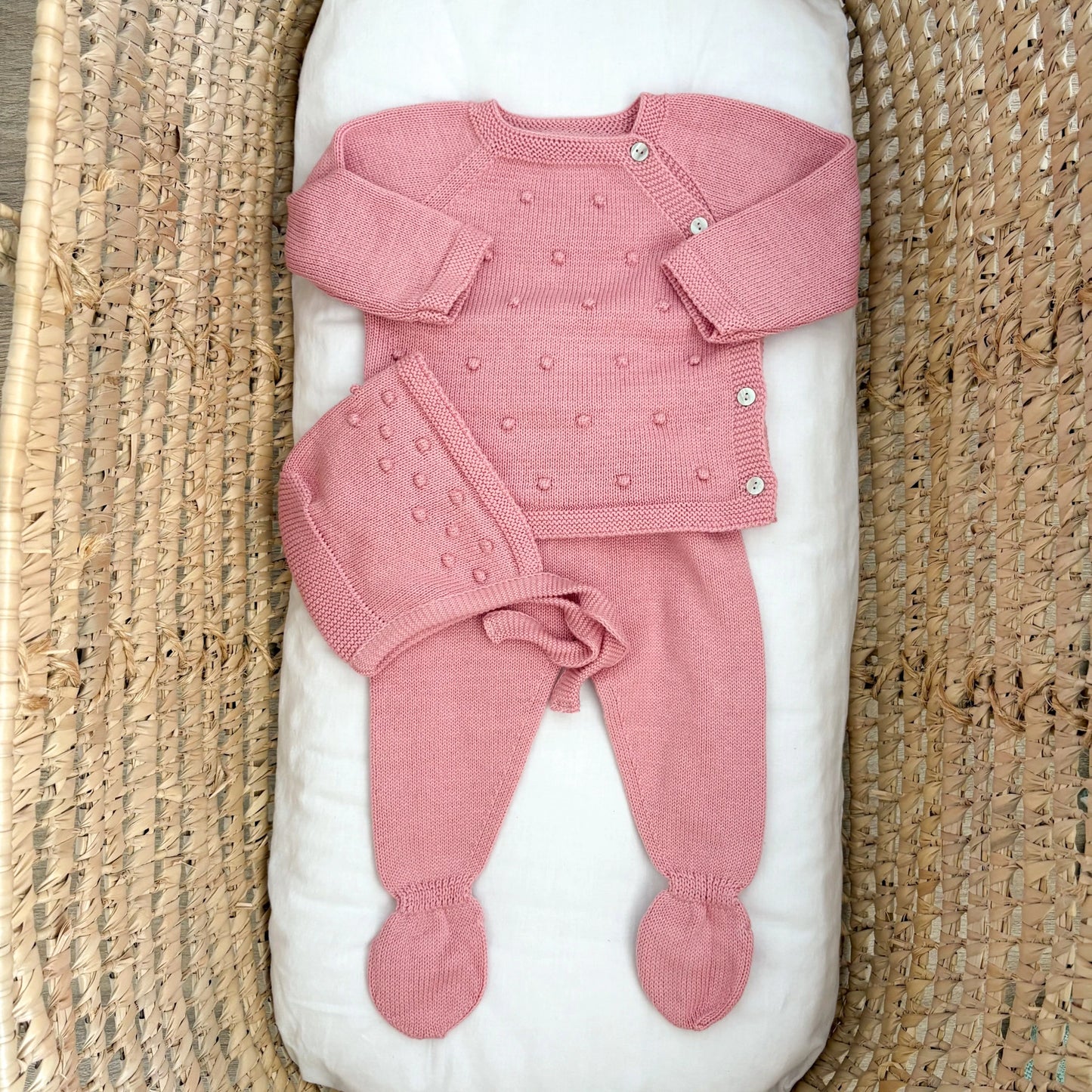 Completino neonato pompon con cuffietta