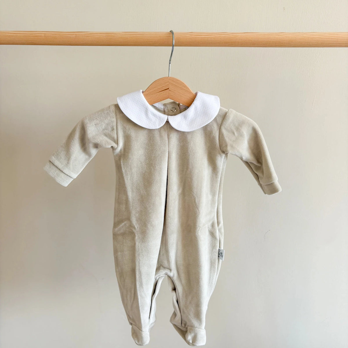 Tutina neonato in ciniglia minimal