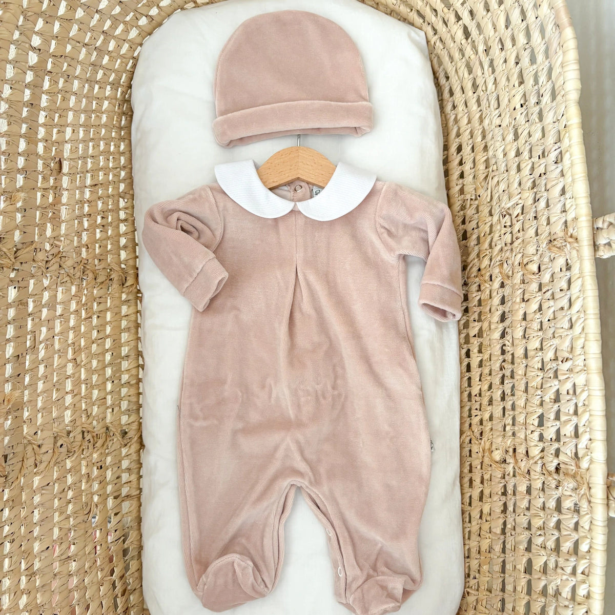 Tutina neonato in ciniglia minimal