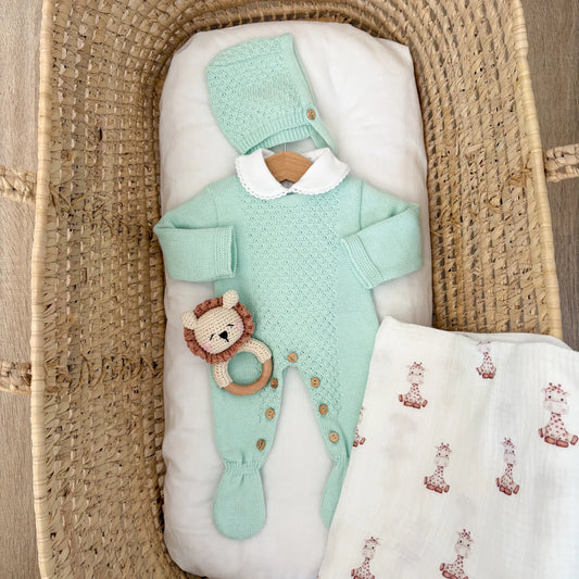 Tutina neonato traforata