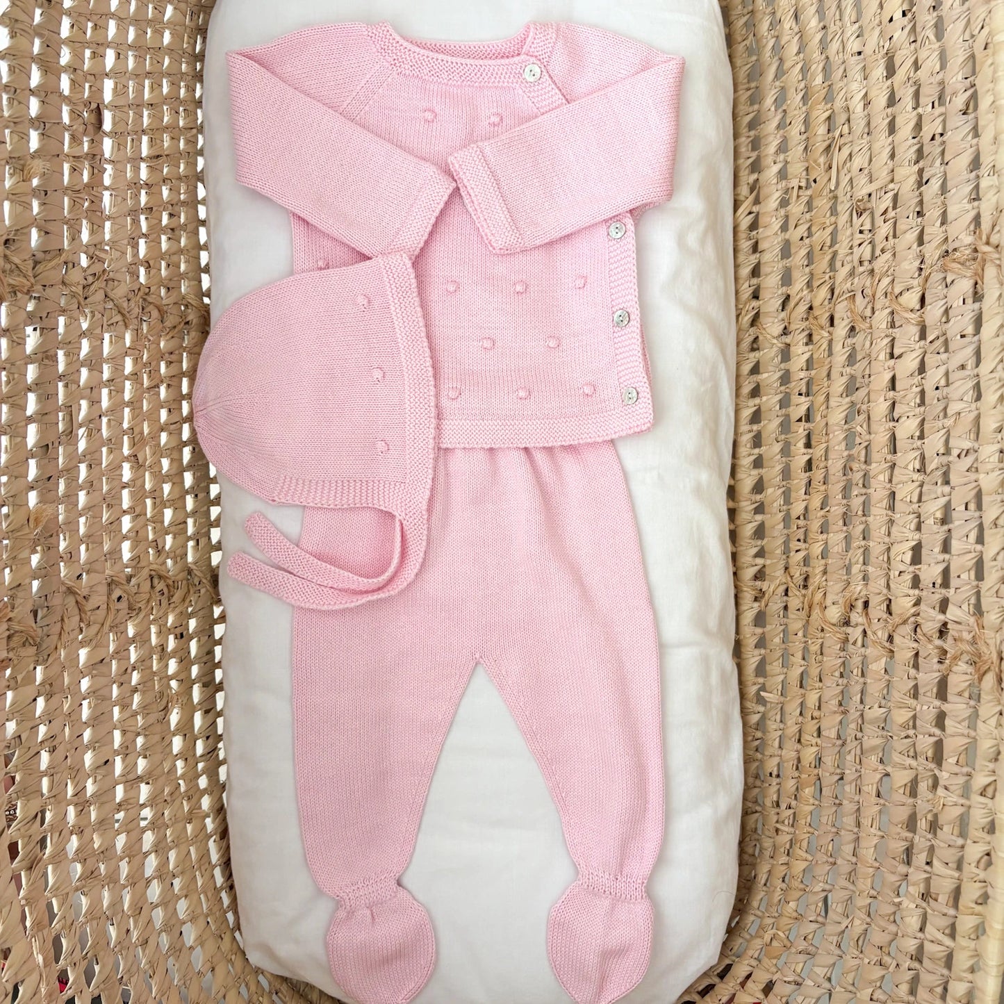 Completino neonato pompon con cuffietta