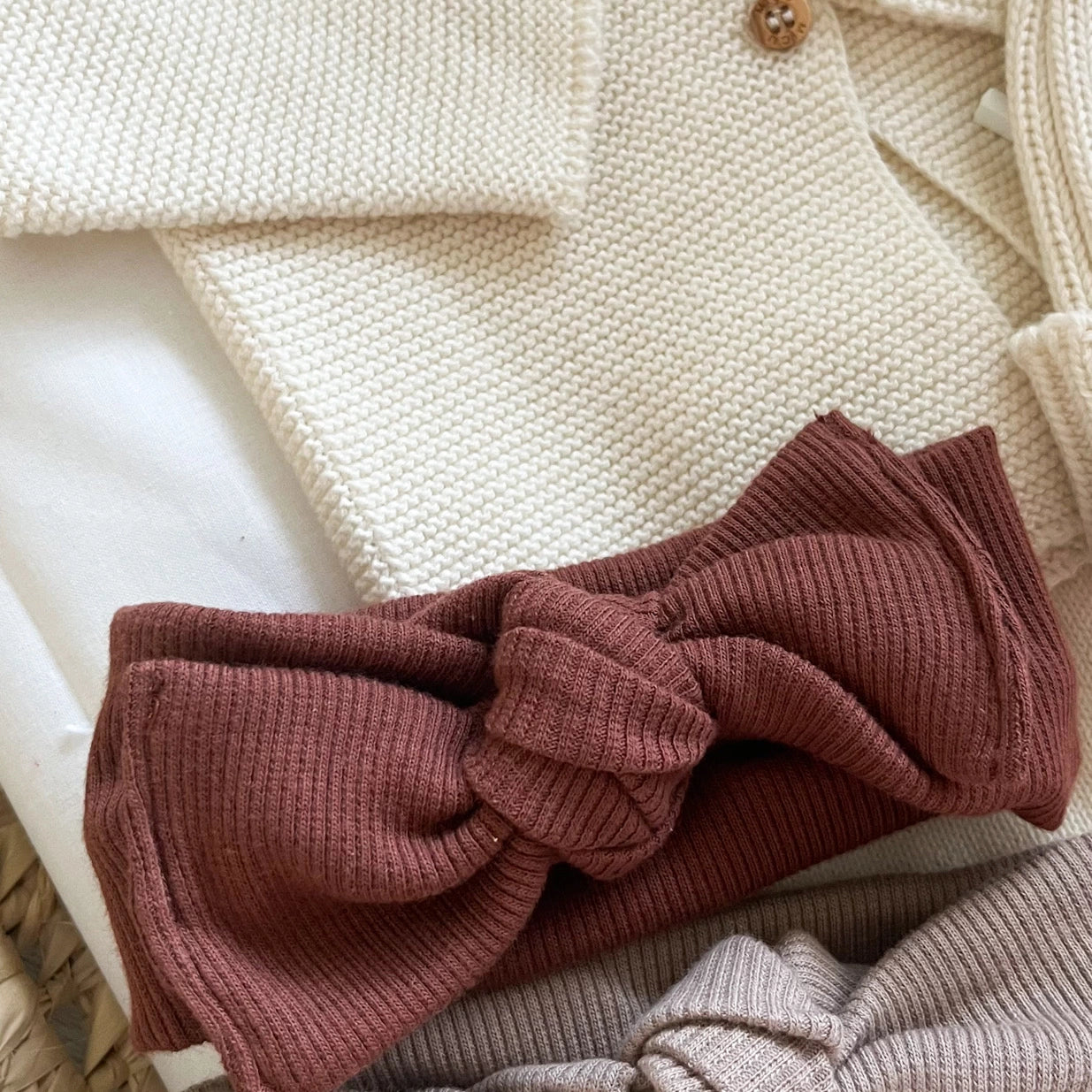 Fascetta neonata con fiocco