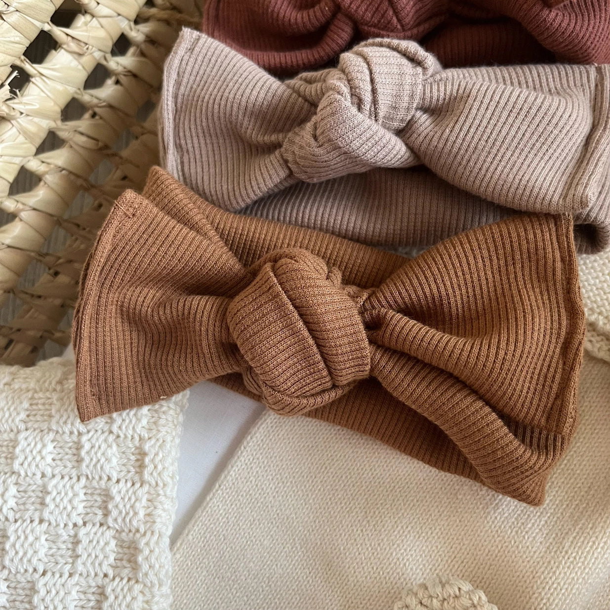 Fascetta neonata con fiocco