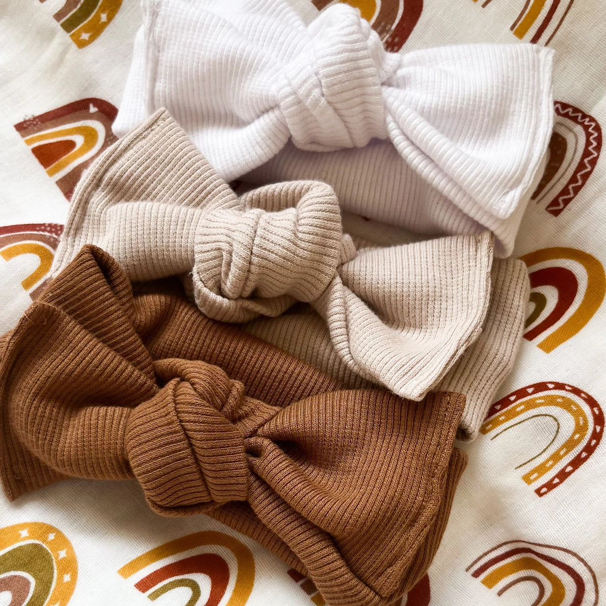 Fascetta neonata con fiocco